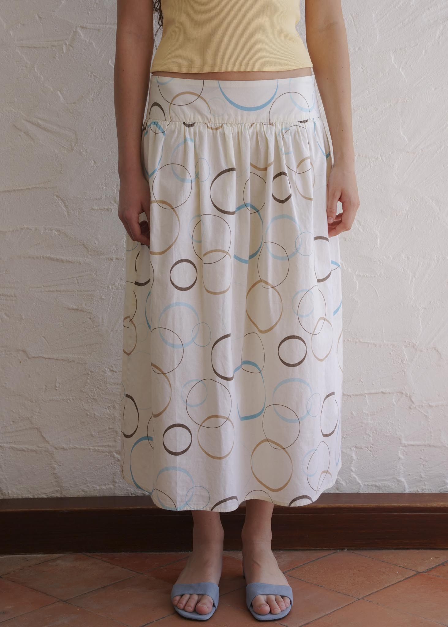 CHAPTER 00 — Long Skirt / Circles