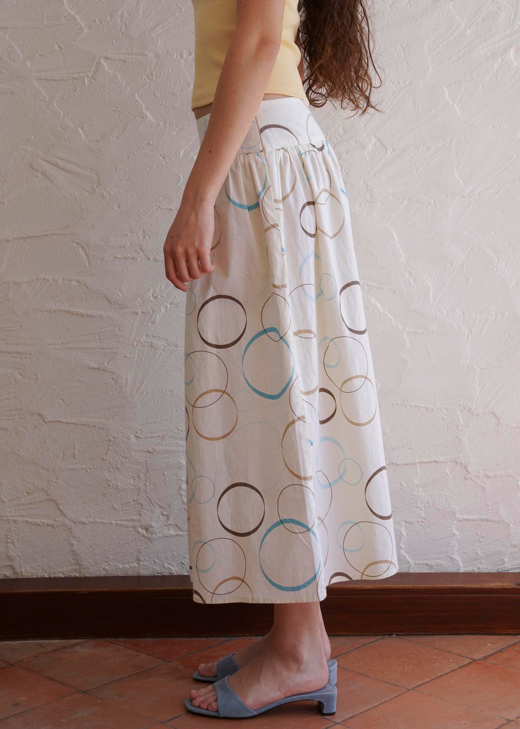 CHAPTER 00 — Long Skirt / Circles