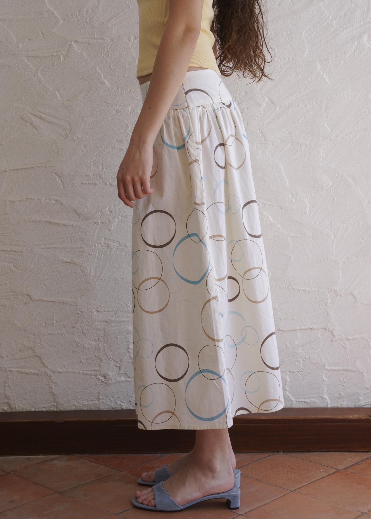 CHAPTER 00 — Long Skirt / Circles