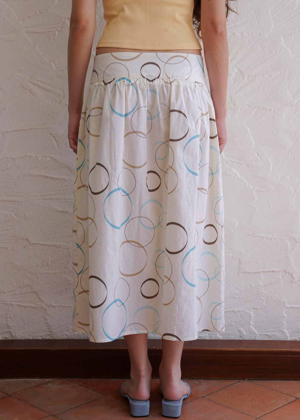 CHAPTER 00 — Long Skirt / Circles