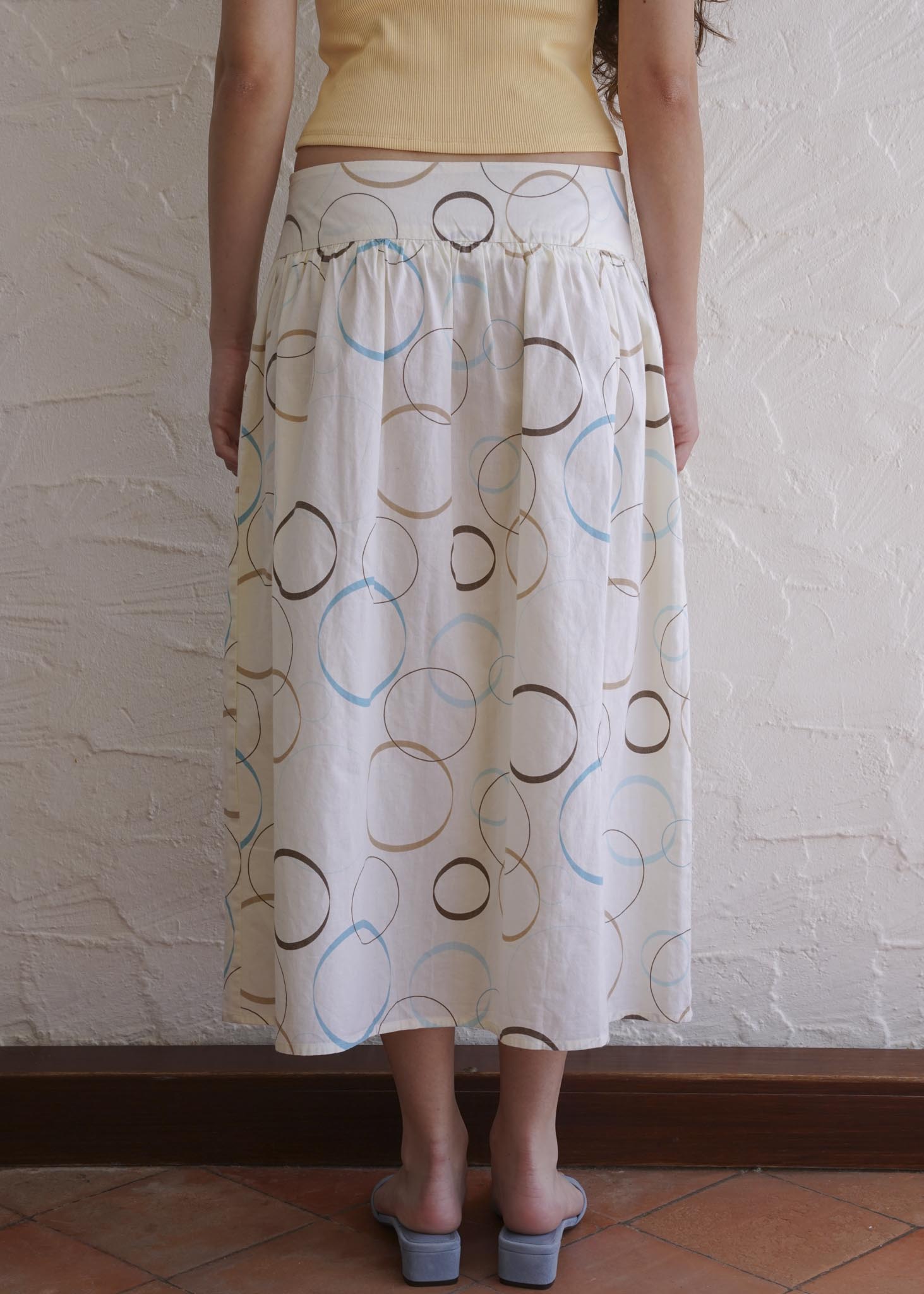 CHAPTER 00 — Long Skirt / Circles