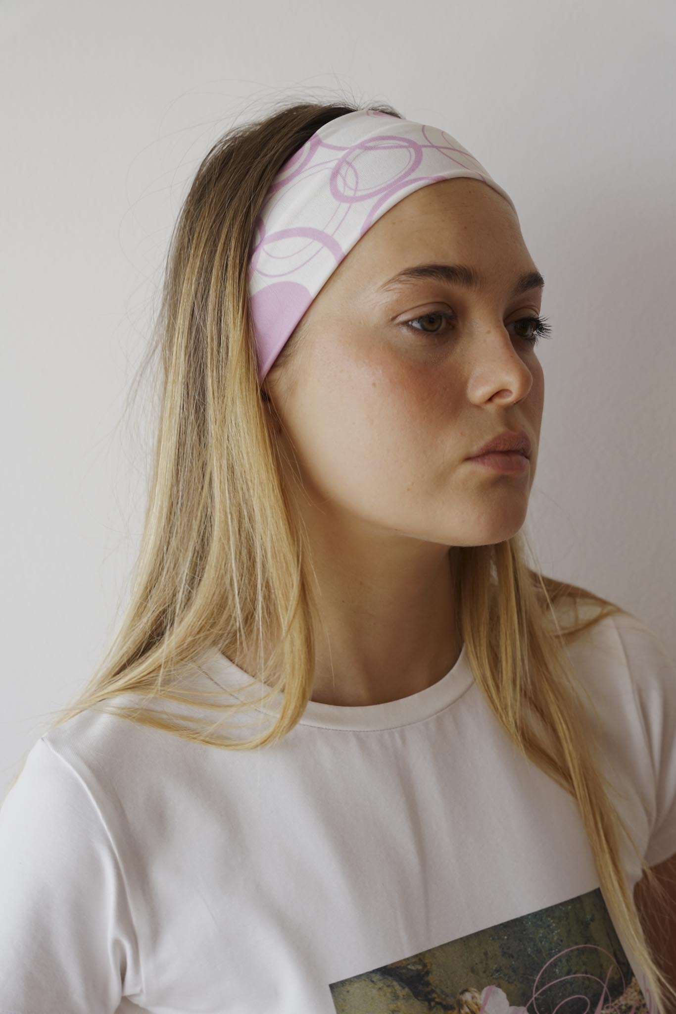 CHAPTER 00 — Headband / Circles